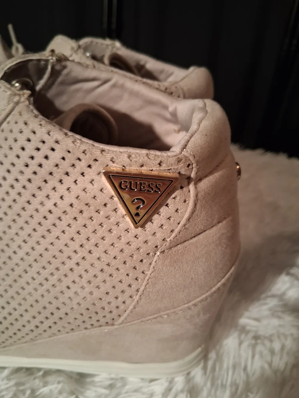 Guess high top